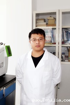 赵飞.jpg 赵飞.jpg